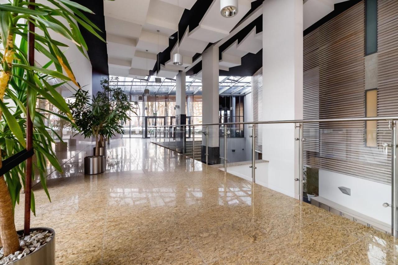 Premium Apartment Ludwinowska Krakow By Noclegi Renters Buitenkant foto
