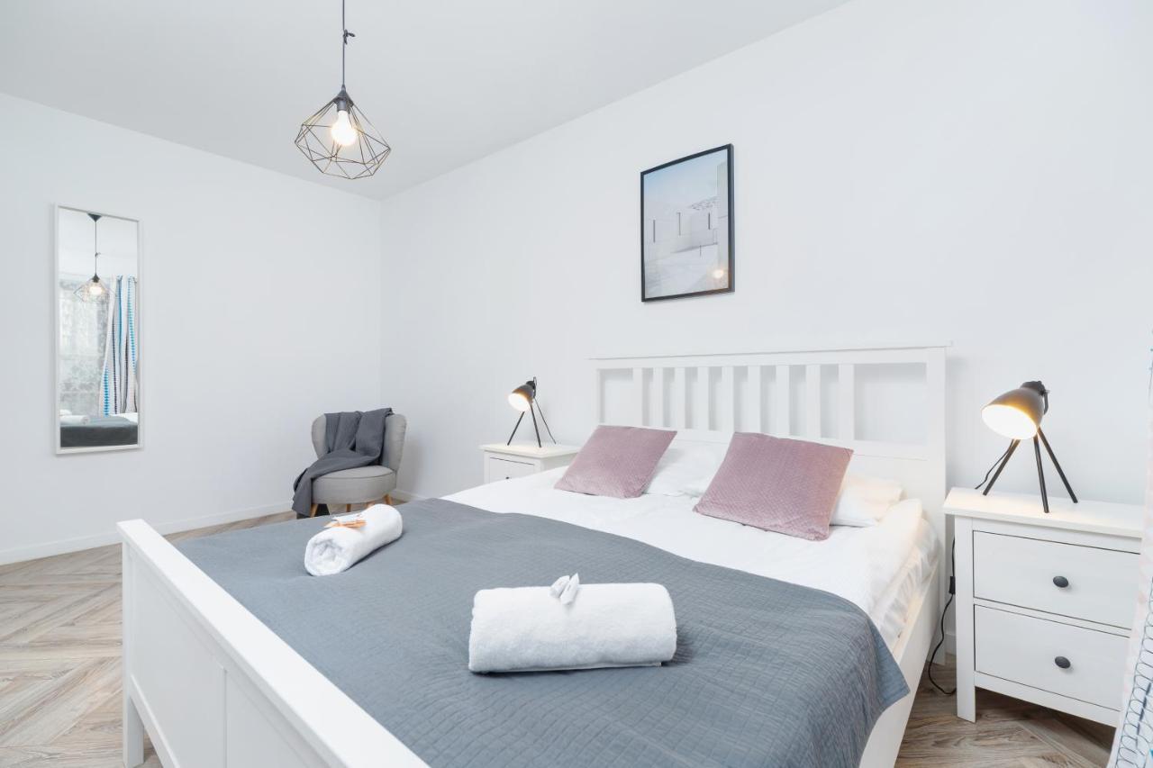 Premium Apartment Ludwinowska Krakow By Noclegi Renters Buitenkant foto