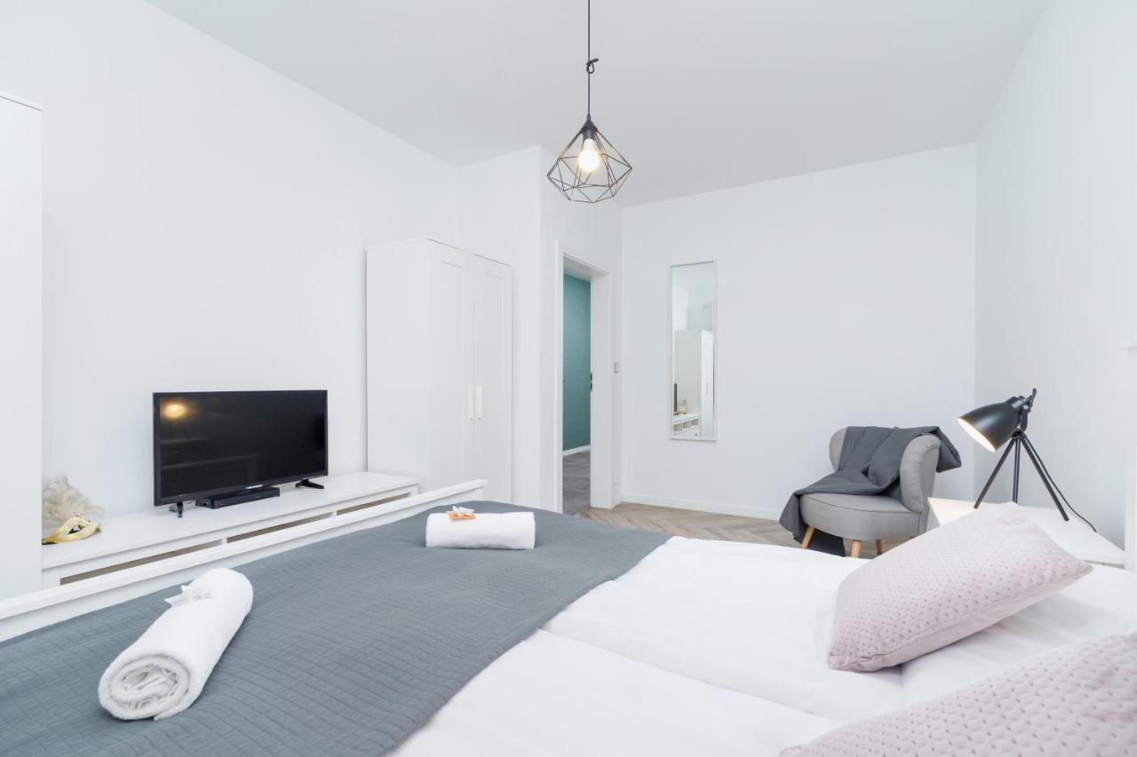 Premium Apartment Ludwinowska Krakow By Noclegi Renters Buitenkant foto
